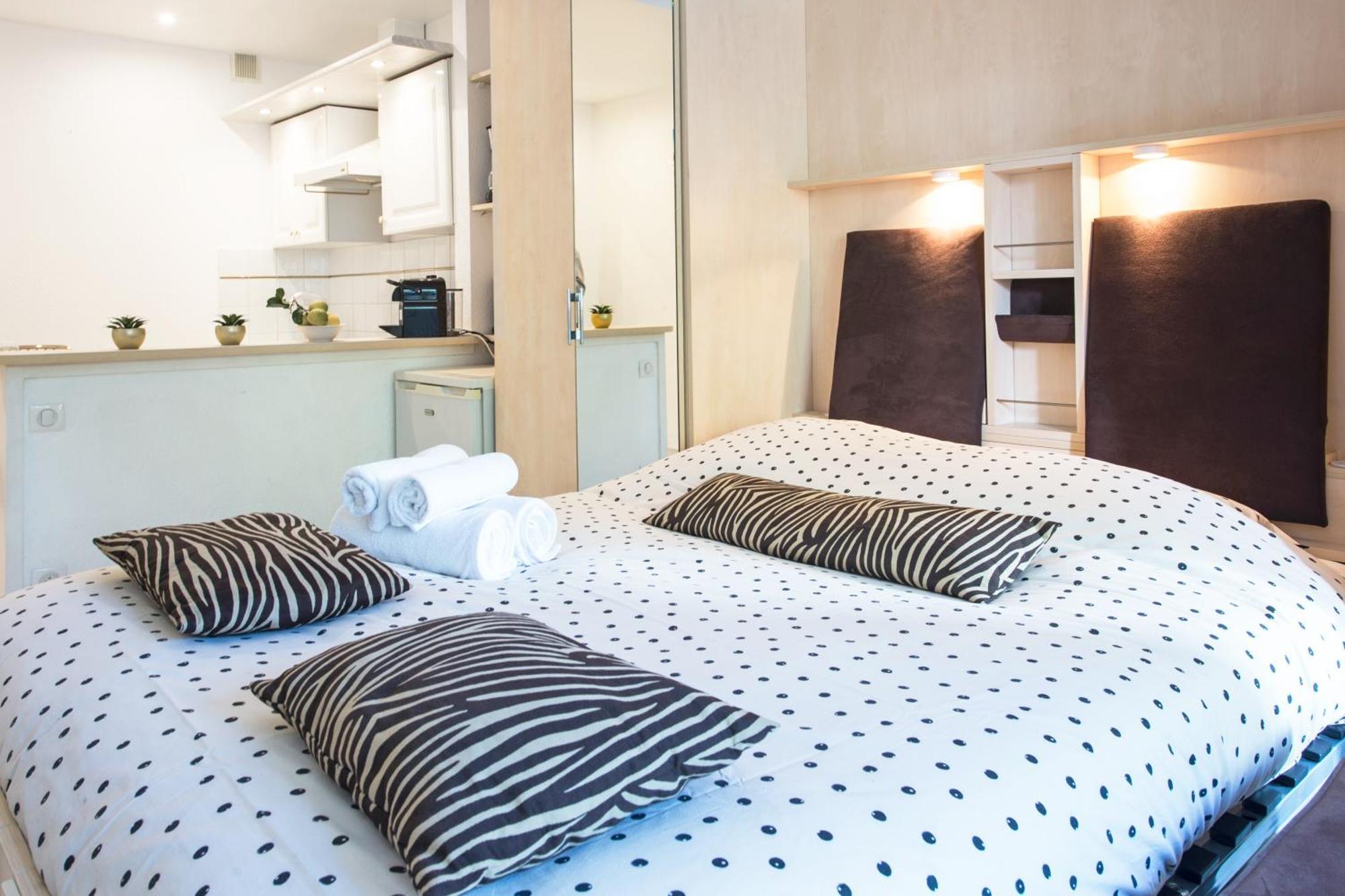 Cosy Studio - Residence Front De Mer - マントン エクステリア 写真