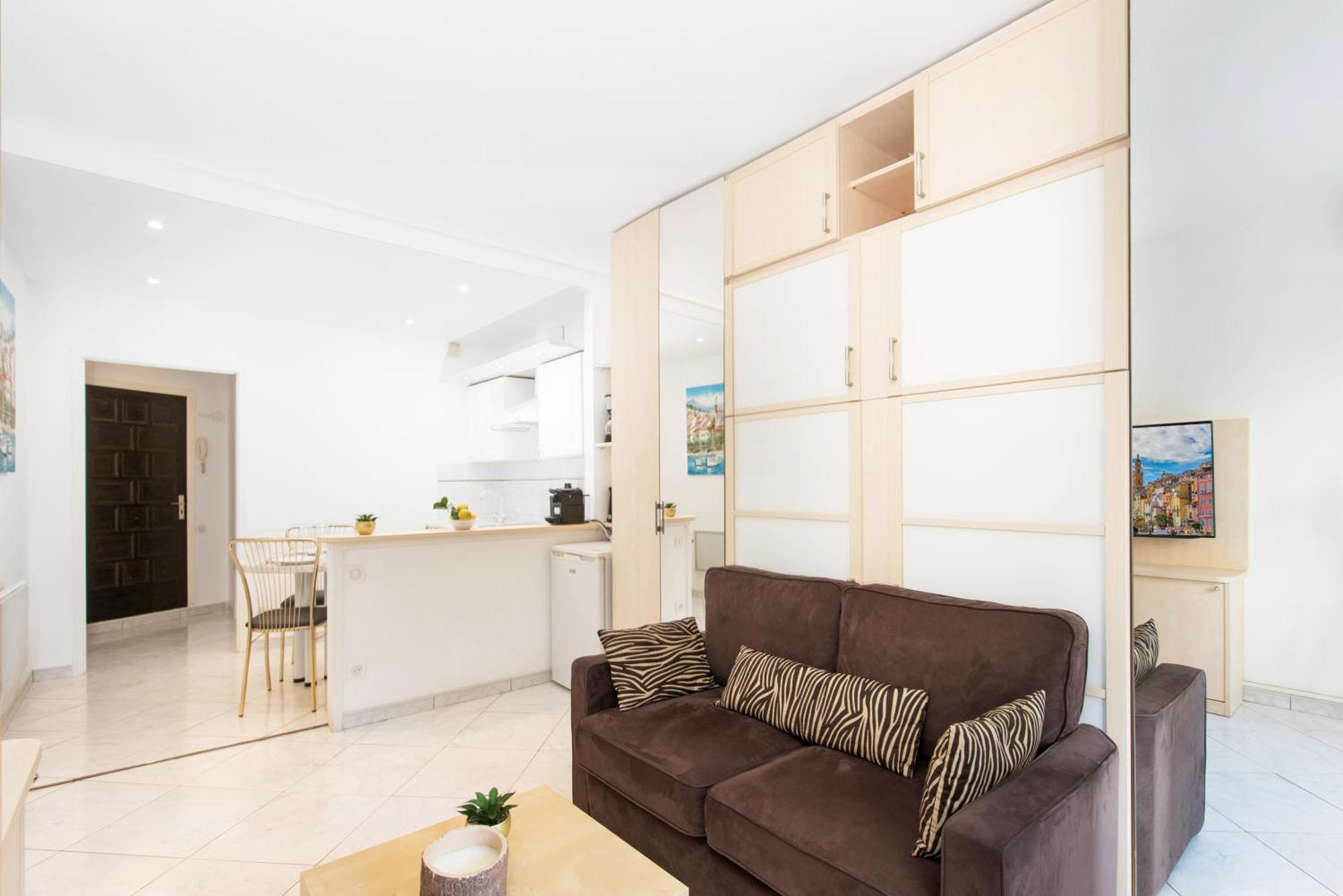 Cosy Studio - Residence Front De Mer - マントン エクステリア 写真