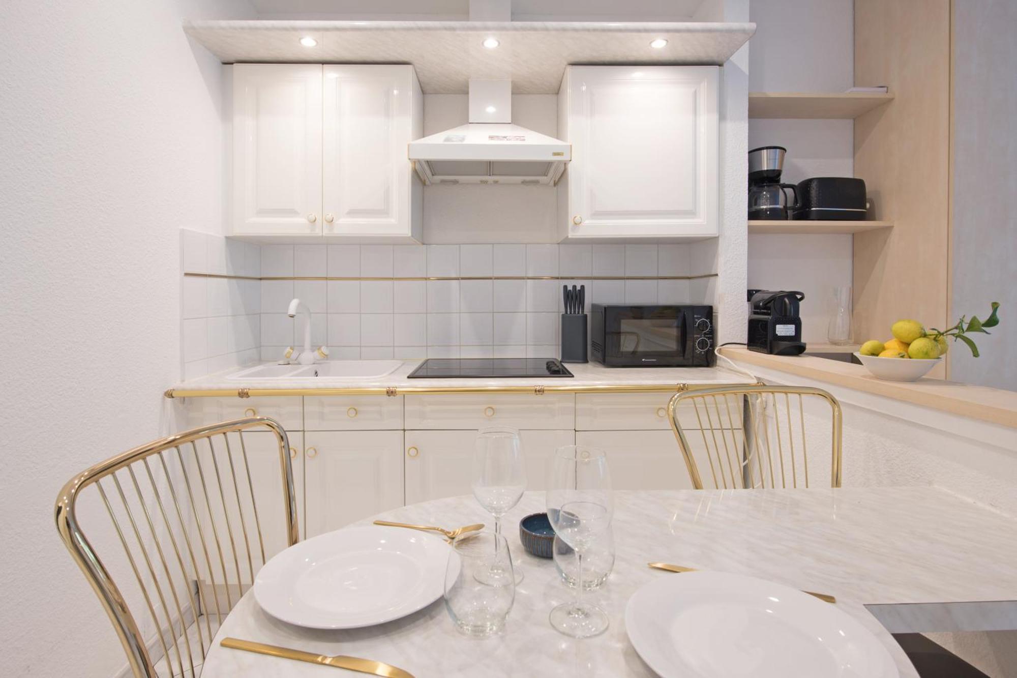 Cosy Studio - Residence Front De Mer - マントン エクステリア 写真